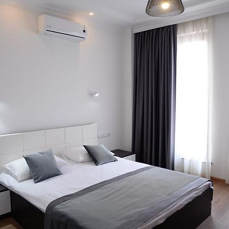 Guest House Gantiadi Batumi Eksteriør bilde